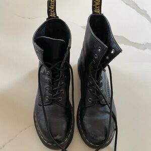 Gently used women’s leather high top Dr. Martens boots